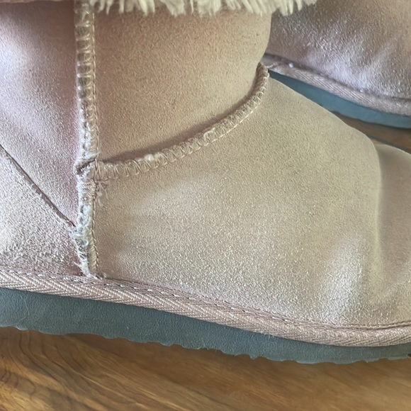 PINK UGGS 🥰 - Picture 8 of 8